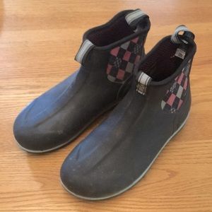 Noble Outfitters Muds Muck Boots Black and argyle